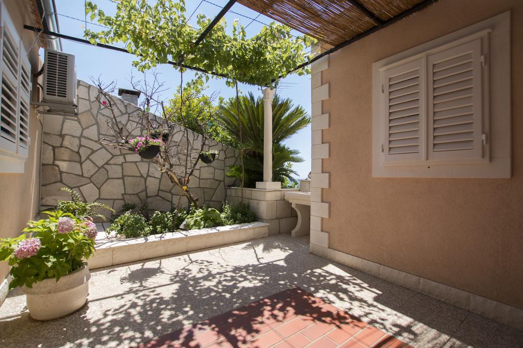 Radovcic Apartments And Rooms Trsteno Exterior photo